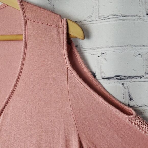 Hannah Pink Longsleeve   - Picture 3 of 7